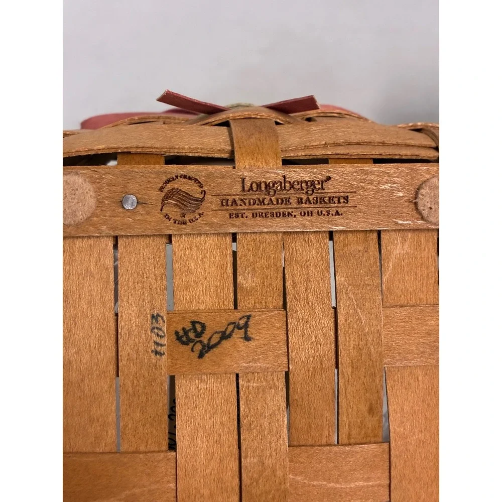 Longaberger Small Round Woven Basket Wood‎ Lid Pink Enamel Flower Knob & Liner